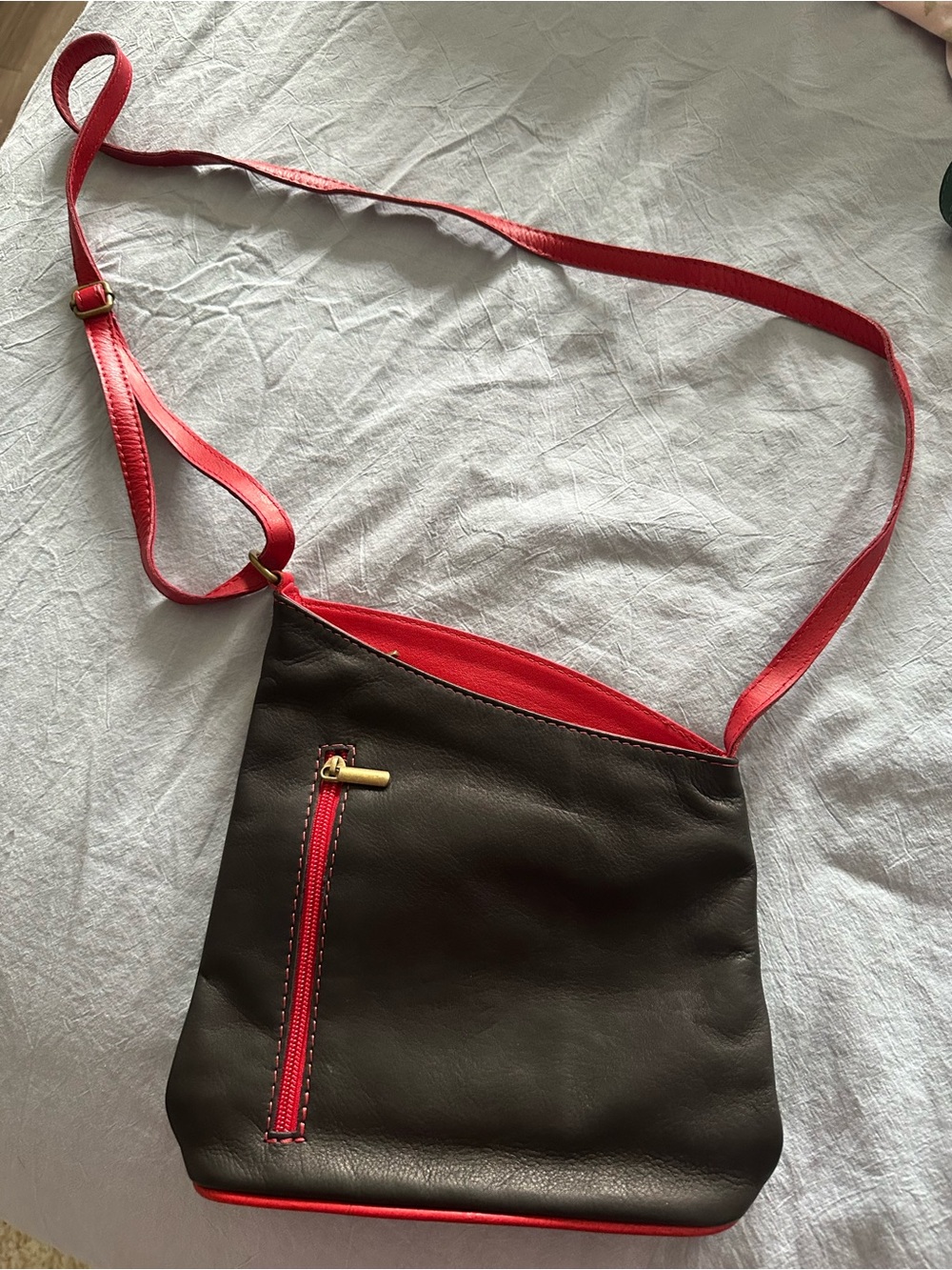 Black and Red Crossbody Shoulder Bag - Sleek Everyday Tote
